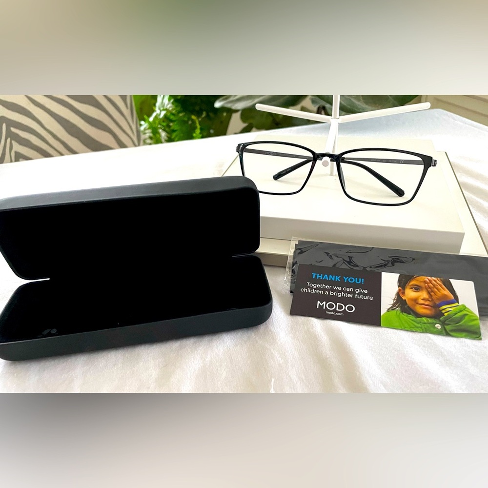 Authentic Modo Eyeglasses - Picture 2 of 6
